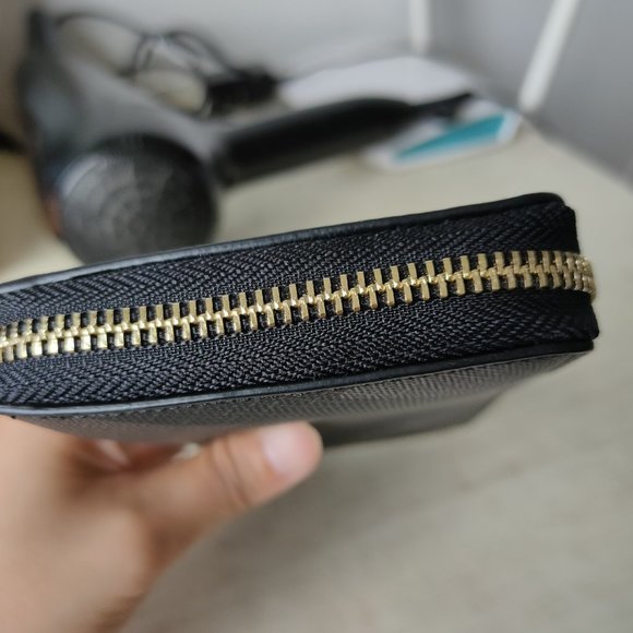 My Favorite Purse Burberry Long Wallet Card Holder - Picture 4 of 13